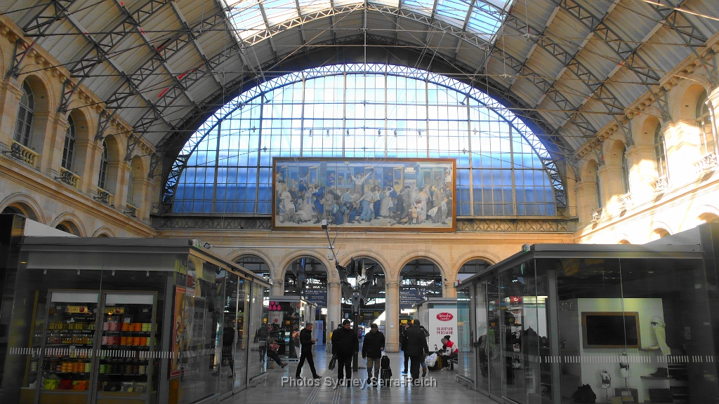 Hall de la gare de l Est et le tableau d Albert Herter.JPG - Hall de la gare de l'Est et le tableau d'Albert Herter.